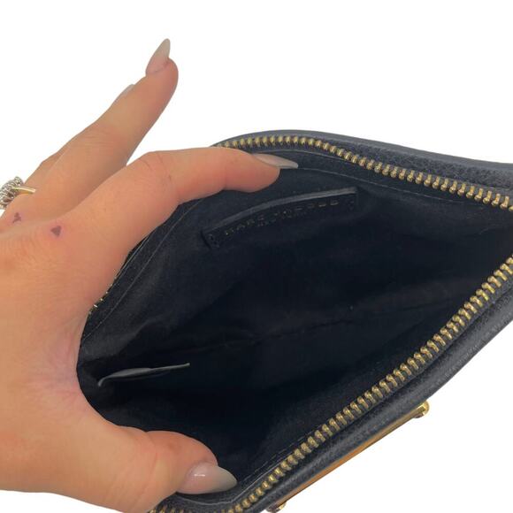 MARC JACOBS NEW YORK Shoulder Bag Black Ruched Leather Adjustable Strap Zipper - Picture 4 of 10